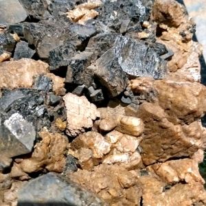 Large plate of various types of crystal forms